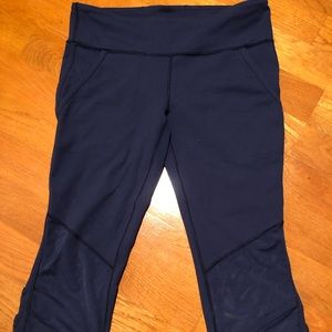 Girls Ivivva crops. Size 14. EUC